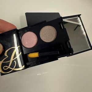 Estée Lauder pink and grey travel eyeshadow